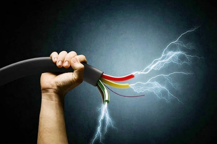 কুমিল্লায় বিদ্যুৎস্পৃষ্টে প্রাণ গেল কিশোরের