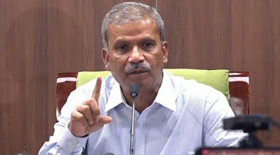 জাতীয় সঙ্গীত নিয়ে প্রতিবাদ, কিন্তু সার্বভৌমত্ব নিয়ে নীরব কেন? – আসিফ নজরুলের তীব্র প্রশ্ন