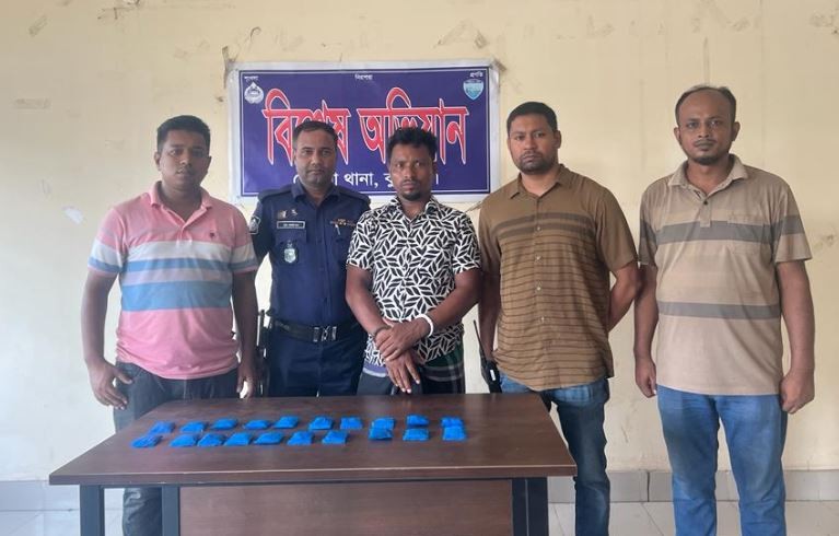 অ্যাম্বুলেন্স দুর্ঘটনায় নিহত ৭ জনের পরিচয় মিলেছে
