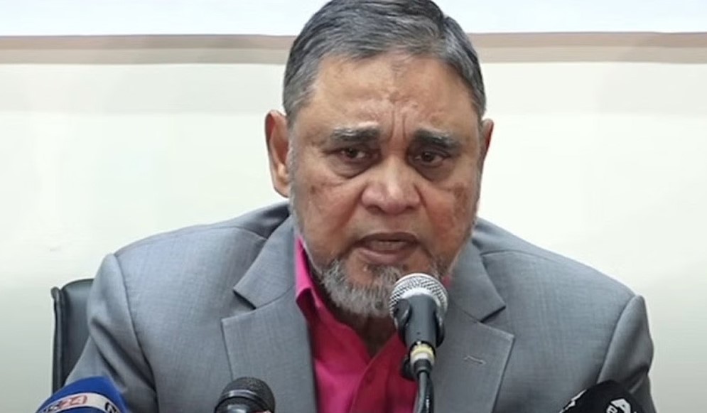 নির্বাচন কমিশন কোন চাপের কাছে নতি স্বীকার করবে না: প্রধান নির্বাচন কমিশনার