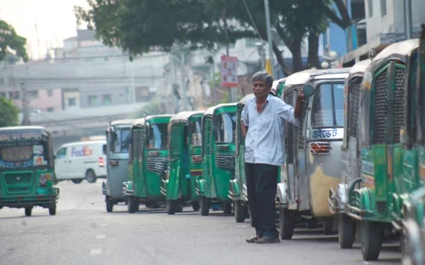 সিএনজি অটোরিকশার জরিমানার সিদ্ধান্ত বাতিল