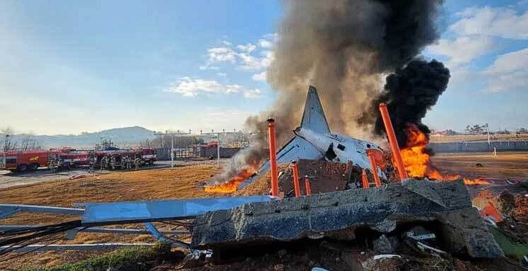 দক্ষিণ কোরিয়ায় বিমান বিধ্বস্ত, নিহতের সংখ্যা বেড়ে ৬৭