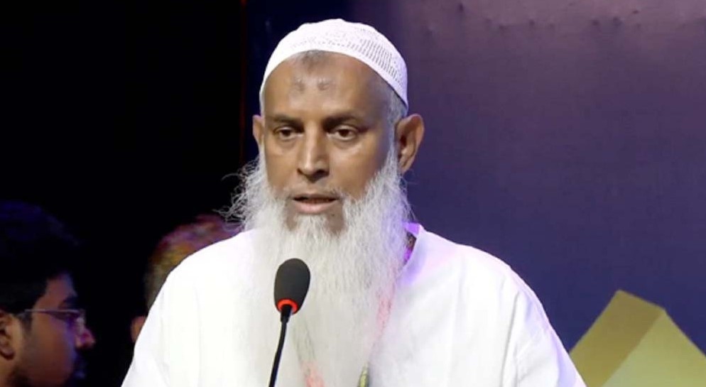 আমরা হজযাত্রীদের খাদেম, তাদের সেবা নিশ্চিত করা আমাদের দায়িত্ব : ধর্মমন্ত্রী