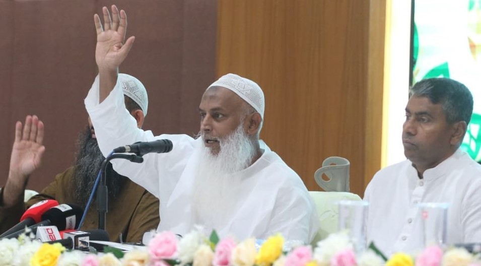 প্রধানমন্ত্রী তারেক রহমানের বিরুদ্ধেও ষড়যন্ত্র চলছে: ধর্মমন্ত্রী