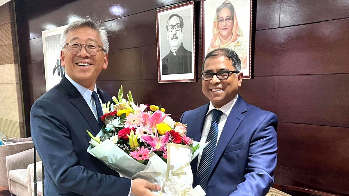 ভিসা নিষেধাজ্ঞা: পর্দার আড়ালের ‌নায়ক ডোনাল্ড লু?