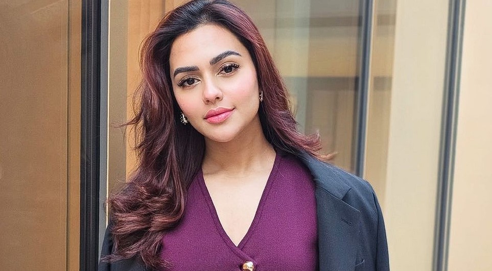 অভিনেত্রী নুসরাত ফারিয়া আটক