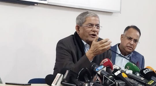 ‘বিদ্যুৎ খাতে ম্যাজিক দেখাতে গিয়ে আওয়ামী লীগ মানুষকে সর্বস্বান্ত করেছে’